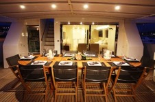 Lionshare  Upper deck